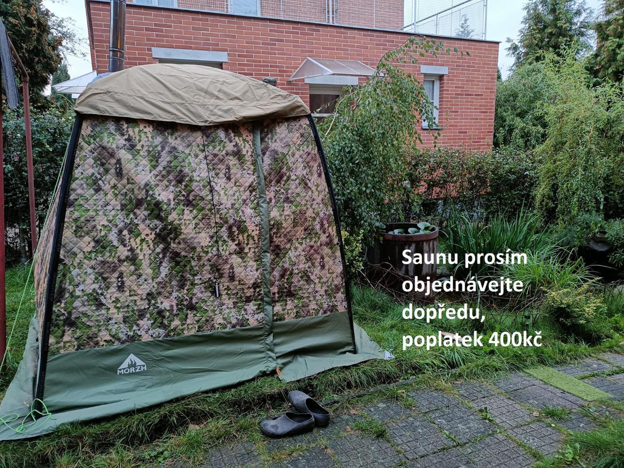 En With Private Floor, 3 Bedrooms, Bathroom, Kitchenette, Host Downstairs With A Cat And 2 Small Dogs --- Cs Soukrome Horni Patro, 3 Loznice, Koupelna, Varic, Balkon - Prizemi Sdilene S Hostitelem, Kockou A 2 Malymi Psy Villa Zlín